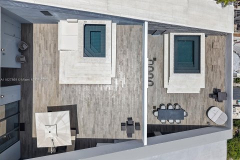 Copropriété à louer à Miami, Floride: 4 chambres, 335.01 m2 № 1801165 - photo 3