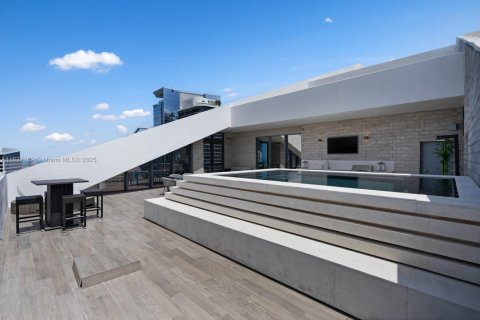 Copropriété à louer à Miami, Floride: 4 chambres, 335.01 m2 № 1801165 - photo 30