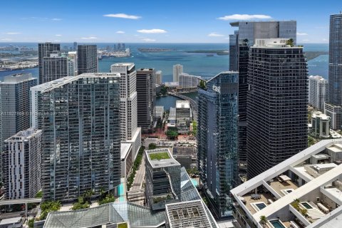 Copropriété à louer à Miami, Floride: 4 chambres, 335.01 m2 № 1801165 - photo 4