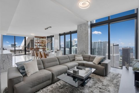 Copropriété à louer à Miami, Floride: 4 chambres, 335.01 m2 № 1801165 - photo 8