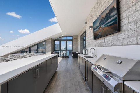 Copropriété à louer à Miami, Floride: 4 chambres, 335.01 m2 № 1801165 - photo 27