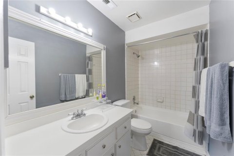 Condo in Orlando, Florida, 2 bedrooms  № 1443031 - photo 22