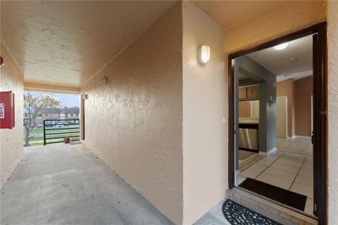 Condo in Orlando, Florida, 2 bedrooms  № 1443031 - photo 4