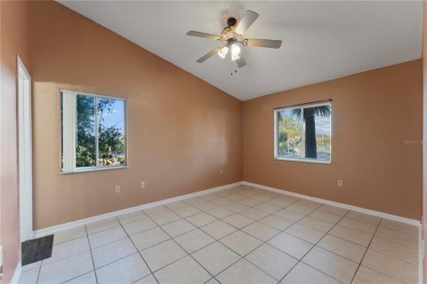 Condo in Orlando, Florida, 2 bedrooms  № 1443031 - photo 18
