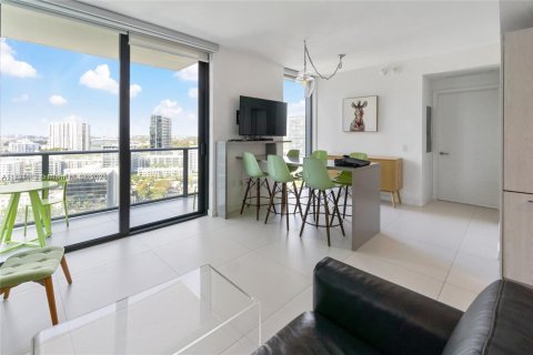 Condo à Miami, Floride, 2 chambres  № 2037665