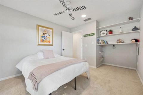 Купить виллу или дом в Клермон, Флорида 13 комнат, 220.74м2, № 2156965 - фото 22