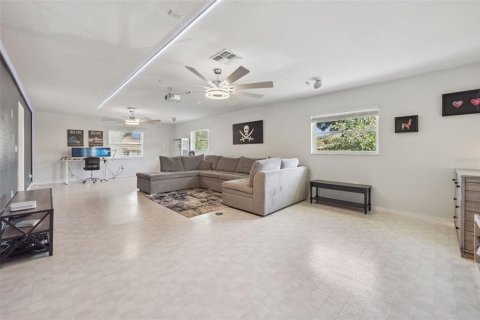 Купить виллу или дом в Клермон, Флорида 13 комнат, 220.74м2, № 2156965 - фото 14