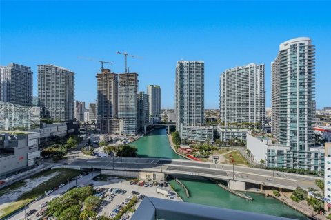 Apartment in Miami, Florida 2 bedrooms, 103.77 sq.m. № 2067754 - photo 27