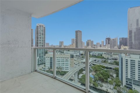 Apartment in Miami, Florida 2 bedrooms, 103.77 sq.m. № 2067754 - photo 24
