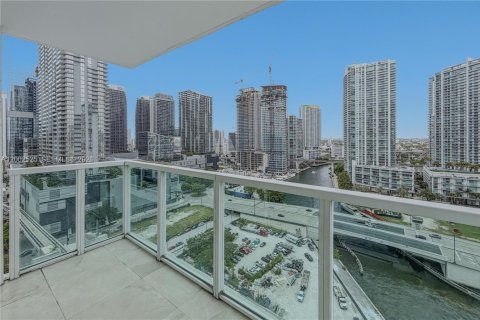 Apartment in Miami, Florida 2 bedrooms, 103.77 sq.m. № 2067754 - photo 8
