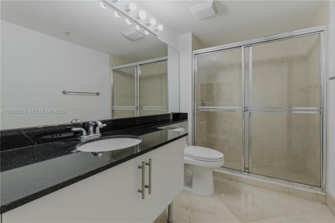 Apartment in Miami, Florida 2 bedrooms, 103.77 sq.m. № 2067754 - photo 22