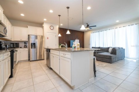 Adosado en alquiler en Kissimmee, Florida, 5 dormitorios, 210.24 m2 № 1789824 - foto 19