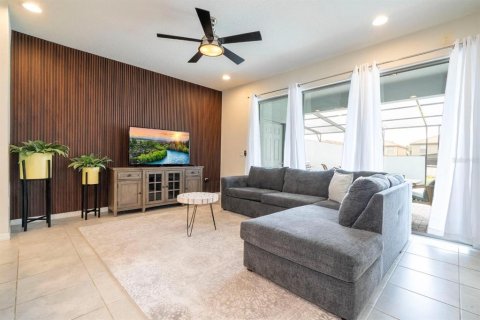 Adosado en alquiler en Kissimmee, Florida, 5 dormitorios, 210.24 m2 № 1789824 - foto 10