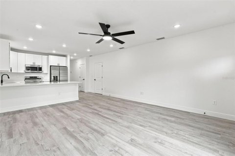 Casa en venta en DeLand, Florida, 3 dormitorios, 121.52 m2 № 2345236 - foto 6