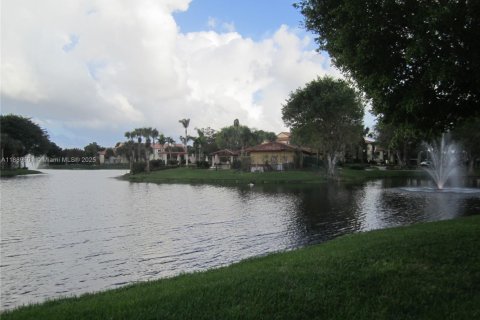 Condominio en alquiler en Plantation, Florida, 1 dormitorio, 68.19 m2 № 1943466 - foto 26