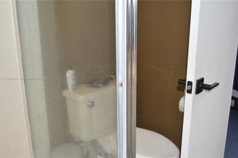 Townhouse in Deerfield Beach, Florida 2 bedrooms, 114.83 sq.m. № 1870020 - photo 25
