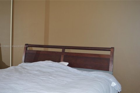 Townhouse in Deerfield Beach, Florida 2 bedrooms, 114.83 sq.m. № 1870020 - photo 18