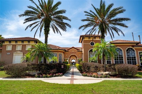 Condo in Orlando, Florida, 2 bedrooms  № 1830025 - photo 9