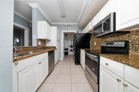 Condo in Orlando, Florida, 2 bedrooms  № 1830025 - photo 23