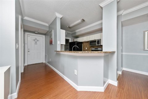 Condo in Orlando, Florida, 2 bedrooms  № 1830025 - photo 15