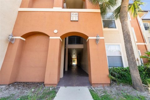 Condo in Orlando, Florida, 2 bedrooms  № 1830025 - photo 13