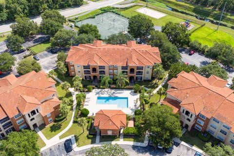 Condo in Orlando, Florida, 2 bedrooms  № 1830025 - photo 27