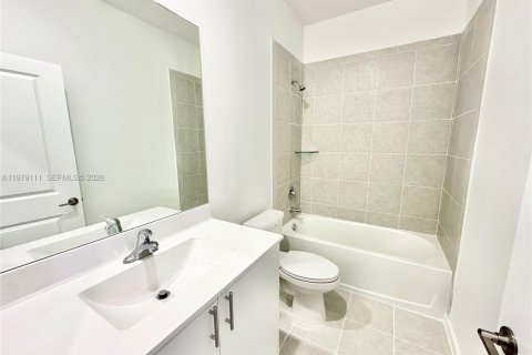 Touwnhouse à louer à Homestead, Floride: 3 chambres, 123.65 m2 № 2046215 - photo 20