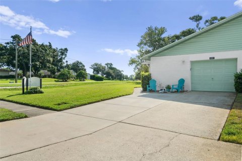 Villa ou maison à vendre à Palm Harbor, Floride: 2 chambres, 123.75 m2 № 1873139 - photo 2