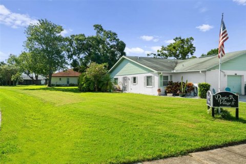 Villa ou maison à vendre à Palm Harbor, Floride: 2 chambres, 123.75 m2 № 1873139 - photo 4