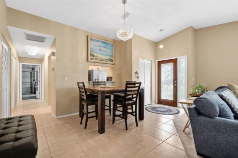 Villa ou maison à vendre à Palm Harbor, Floride: 2 chambres, 123.75 m2 № 1873139 - photo 13