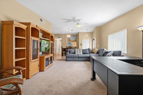 Villa ou maison à vendre à Palm Harbor, Floride: 2 chambres, 123.75 m2 № 1873139 - photo 17
