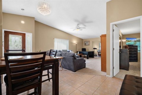 Villa ou maison à vendre à Palm Harbor, Floride: 2 chambres, 123.75 m2 № 1873139 - photo 16