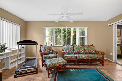 Villa ou maison à vendre à Palm Harbor, Floride: 2 chambres, 123.75 m2 № 1873139 - photo 18