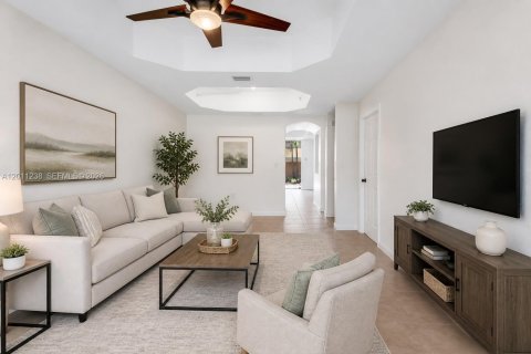 Touwnhouse à vendre à Miami, Floride: 3 chambres, 158.31 m2 № 2076658 - photo 3