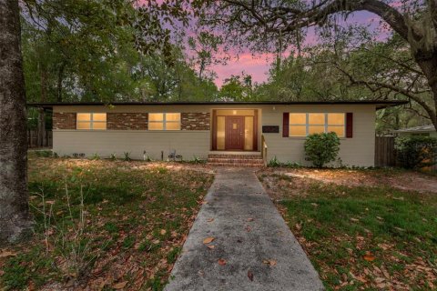 Casa en Gainesville, Florida 3 dormitorios, 150.5 m2 № 2107886
