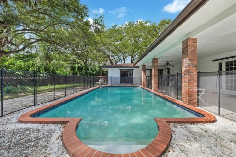 House in Palmetto Bay, Florida 4 bedrooms, 166.85 sq.m. № 1494517 - photo 14