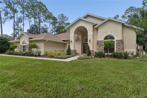 Casa en venta en Lutz, Florida, 4 dormitorios, 302.77 m2 № 2167672 - foto 2
