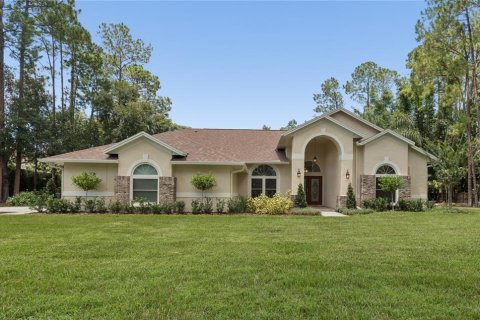 Casa en Lutz, Florida 4 dormitorios, 302.77 m2 № 2167672