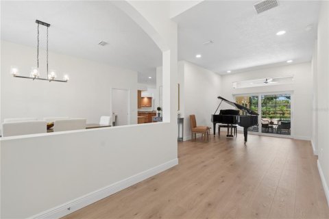 Casa en venta en Lutz, Florida, 4 dormitorios, 302.77 m2 № 2167672 - foto 14