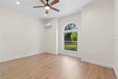 Casa en venta en Lutz, Florida, 4 dormitorios, 302.77 m2 № 2167672 - foto 16