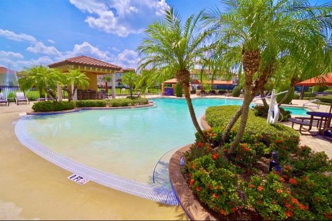 Touwnhouse à vendre à Lake Mary, Floride: 3 chambres, 198.07 m2 № 1901180 - photo 2