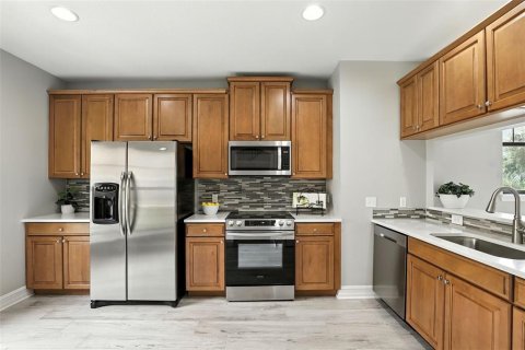 Touwnhouse à vendre à Lake Mary, Floride: 3 chambres, 198.07 m2 № 1901180 - photo 16