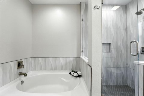 Touwnhouse à vendre à Lake Mary, Floride: 3 chambres, 198.07 m2 № 1901180 - photo 11