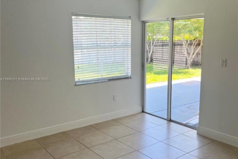 Villa ou maison à vendre à Homestead, Floride: 3 chambres, 117.43 m2 № 1949777 - photo 15