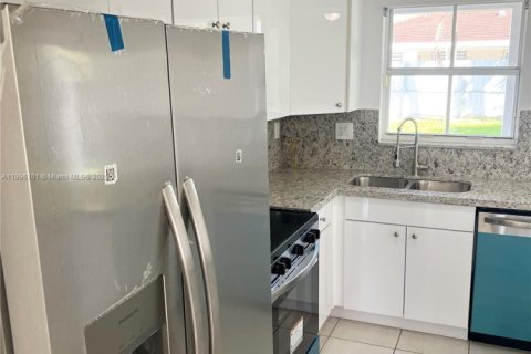 Villa ou maison à vendre à Homestead, Floride: 3 chambres, 117.43 m2 № 1949777 - photo 9