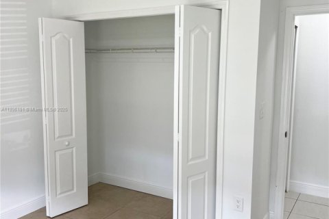 Villa ou maison à vendre à Homestead, Floride: 3 chambres, 117.43 m2 № 1949777 - photo 12