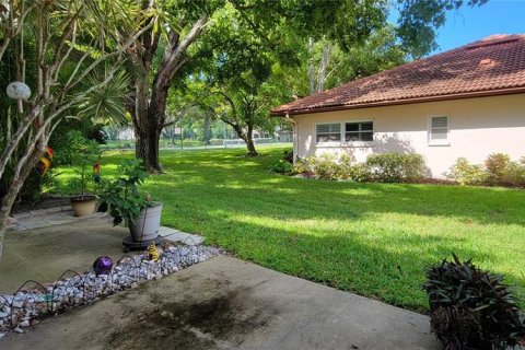House in Dunedin, Florida 2 bedrooms, 85.93 sq.m. № 1842997 - photo 24