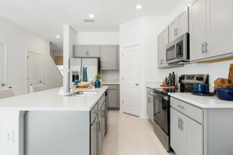 Townhouse in Nokomis, Florida 3 bedrooms, 130.43 sq.m. № 2238292 - photo 8