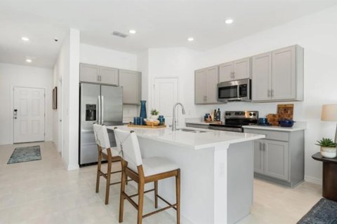 Townhouse in Nokomis, Florida 3 bedrooms, 130.43 sq.m. № 2238292 - photo 7