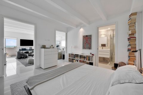 Купить кондоминиум в Майами-Бич, Флорида 1 спальня, 83.8м2, № 1955823 - фото 17